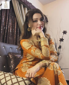 Maham Naqvi smiling in a stylish portrait showcasing the emerging Pakistani television actress