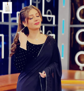 Rida Isfahani showcasing her elegant look at a Pakistani entertainment event