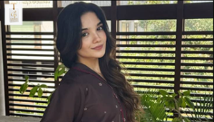 Romaisa Khan Pakistani actress, model, and social media influencer posing for a portrait