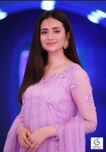 Sana Javed Pakistani actress elegant photoshoot portrait in traditional and modern outfit