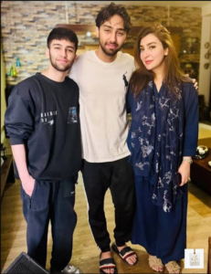 Aisha Uqbah Malik in an elegant Pakistani actress look
