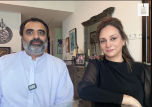 Bushra Ansari smiling in a stylish traditional look