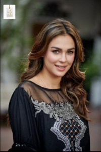 Pakistani actress Mahenur Haider in an elegant traditional outfit