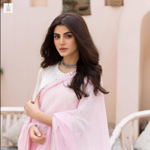 Zubab Rana showcasing her elegant look in a Pakistani entertainment photoshoot