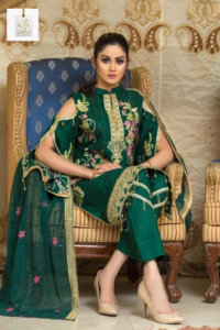 Urooj Shamim Pakistani model posing for a professional photoshoot