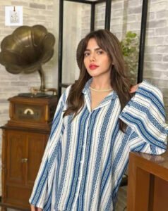 Hina Ashfaq posing for a captivating portrait