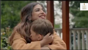Sonya Hussyn in an emotional scene from Saraab drama